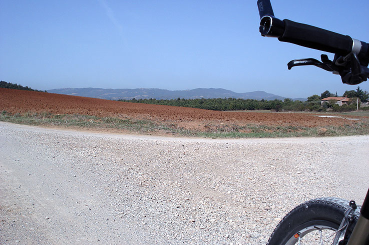 Corciano und die Wälder des Monte Malbe