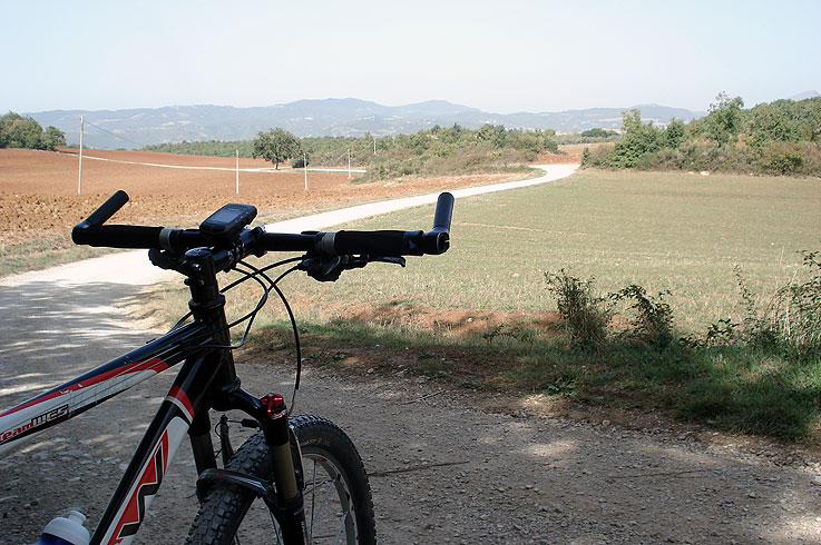 Corciano und die Wälder des Monte Malbe